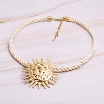 COLLAR SOLEIL