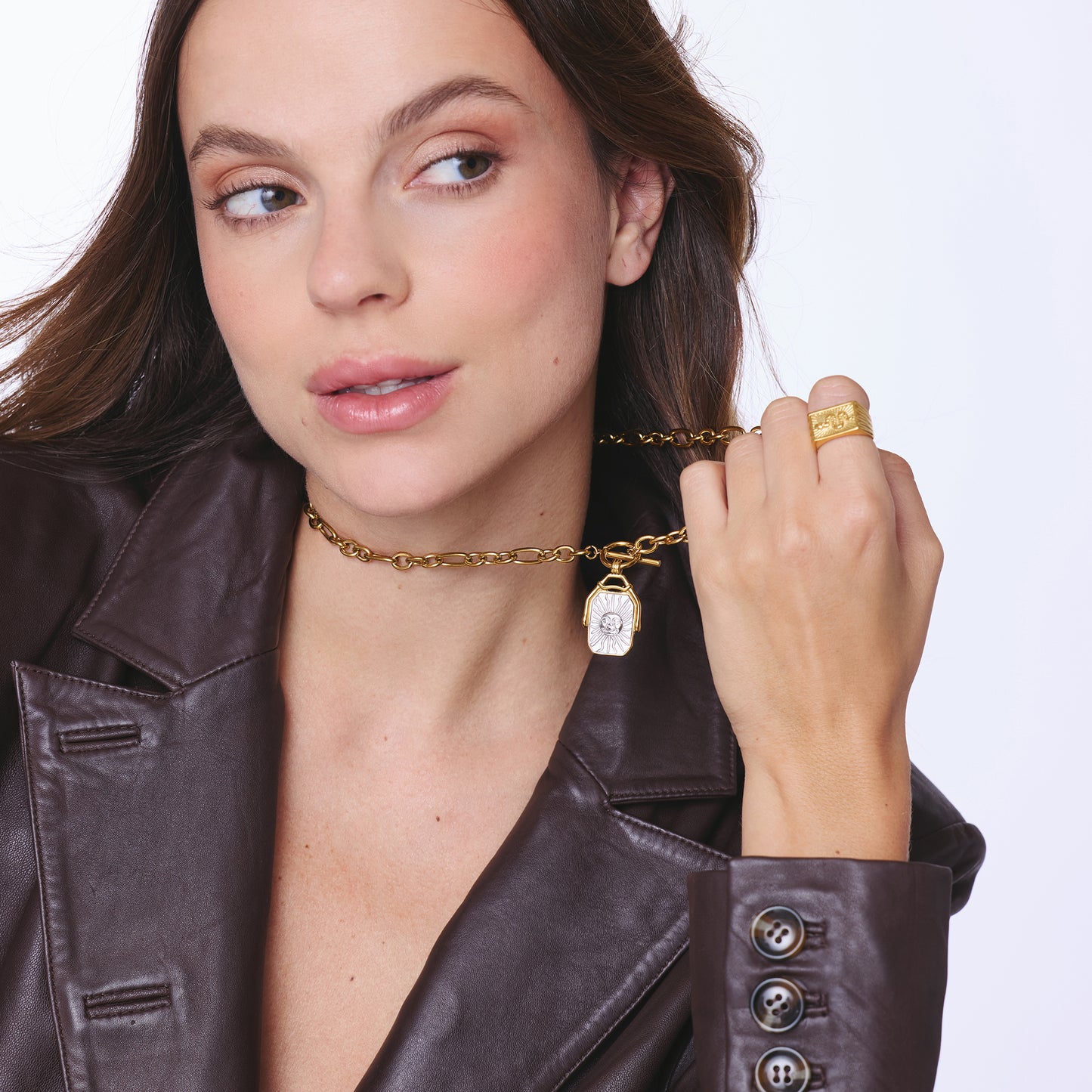 COLLAR NEMESIS